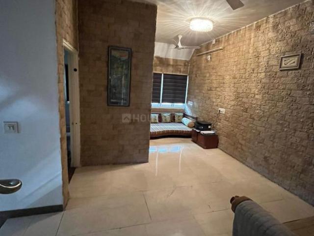 Flat for rent in Sarkhej, Gujarat