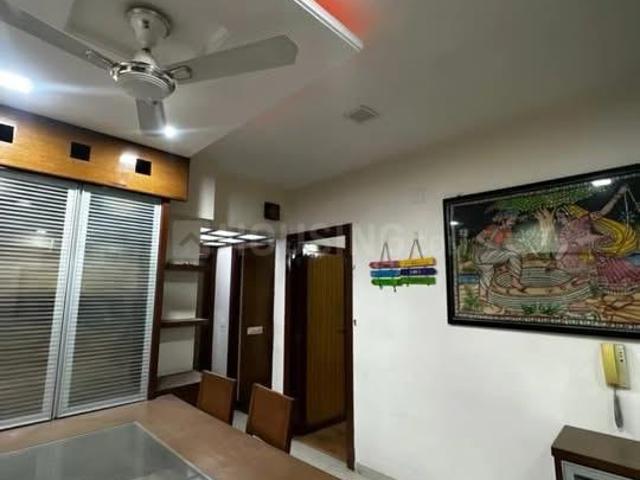 Flat for rent in Sarkhej, Gujarat