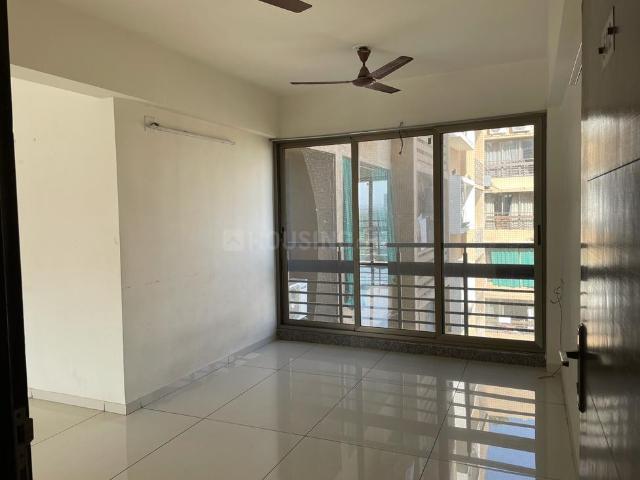 Flat for rent in Sarkhej, Gujarat