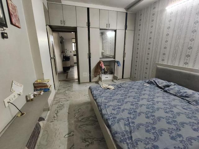 Flat for rent in Sarkhej, Gujarat