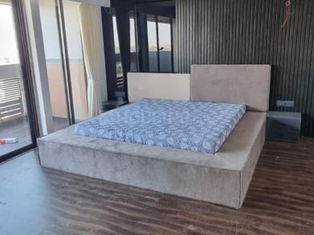 Flat for rent in Sarkhej, Gujarat