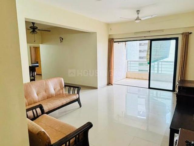 Flat for rent in Sarkhej, Gujarat
