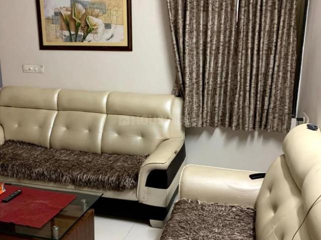 Flat for rent in Sarkhej, Gujarat