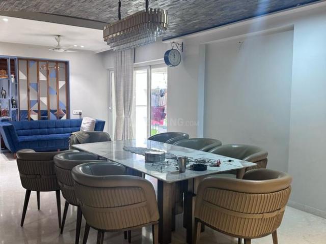 Flat for rent in Sarkhej, Gujarat