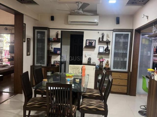 Flat for sale in Sarkhej, Gujarat