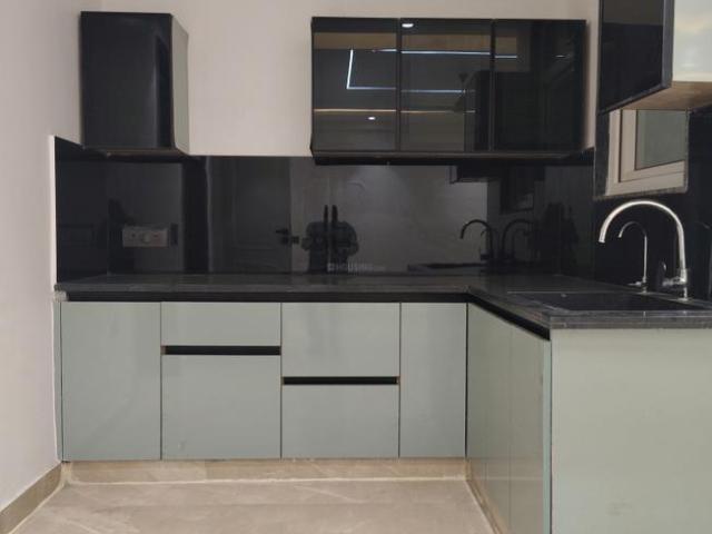 Flat for rent in South Delhi, Deri