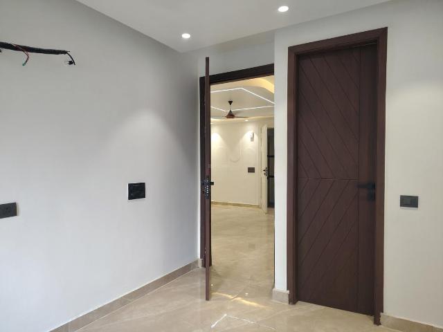 Flat for rent in South Delhi, Deri