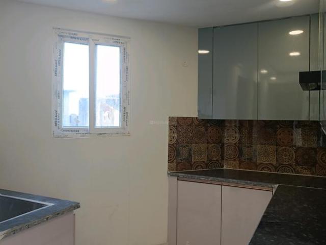 Flat for rent in South Delhi, Deri