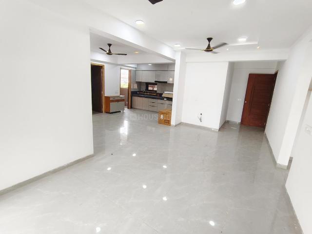 Flat for rent in Gandhinagar, Gujarat