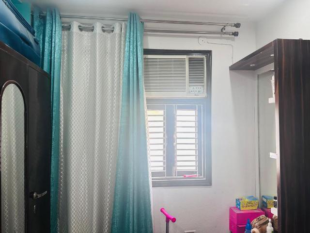 Flat for rent in West Delhi, Deri