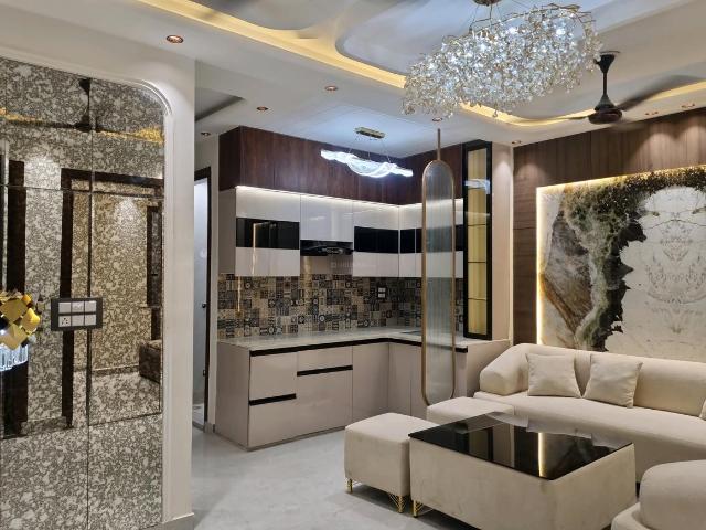 Flat for sale in West Delhi, Deri