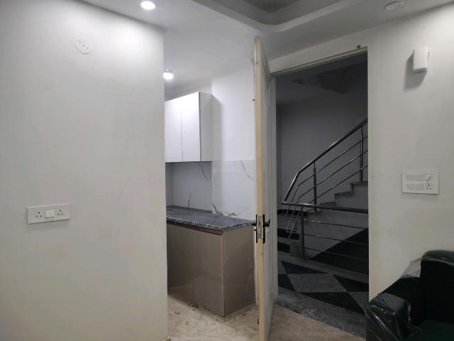 Flat for sale in South Delhi, Deri