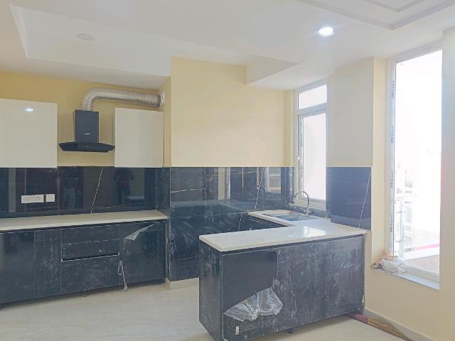 Flat for rent in South Delhi, Deri