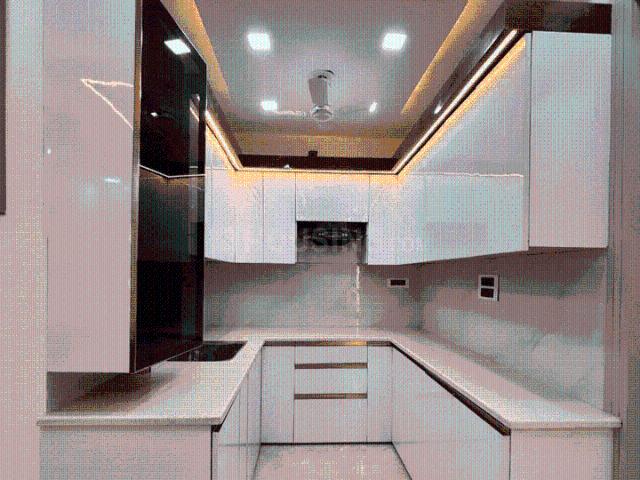Flat for rent in South Delhi, Deri