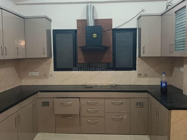Flat for rent in Madya