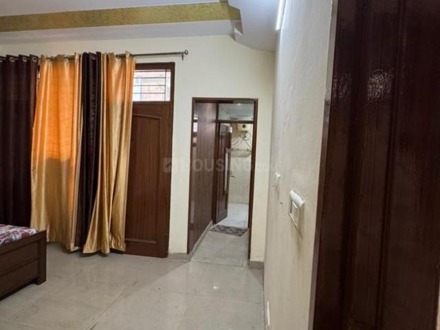 Flat for rent in Zirakpur, Punjab