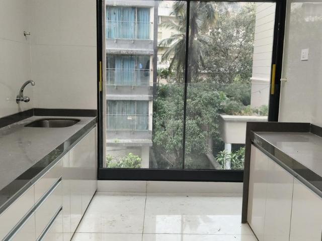 Flat for rent in Santacruz West, Mumbai