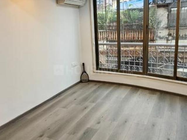 Flat for rent in Santacruz West, Mumbai
