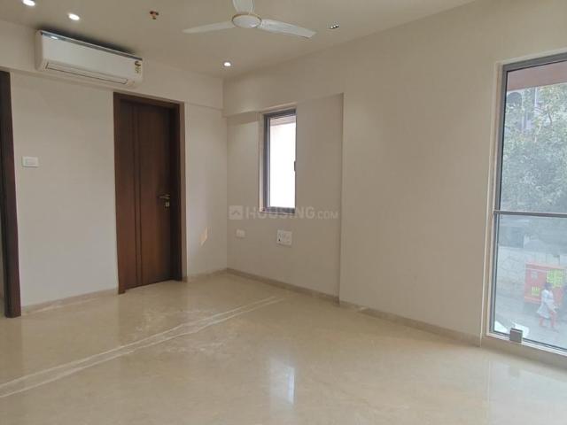 Flat for rent in Khar, Mumbai