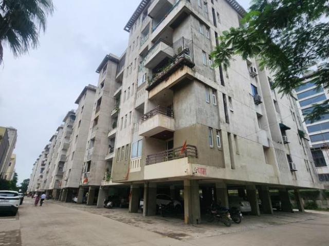 Flat for sale in Madya