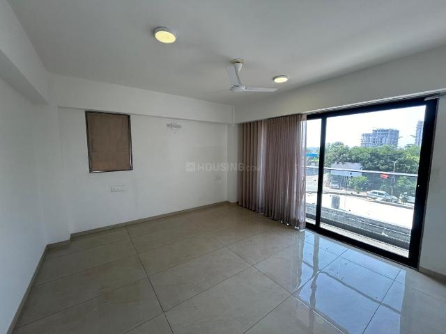 Flat for sale in Gandhinagar, Gujarat
