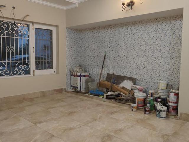 Flat for rent in Deri