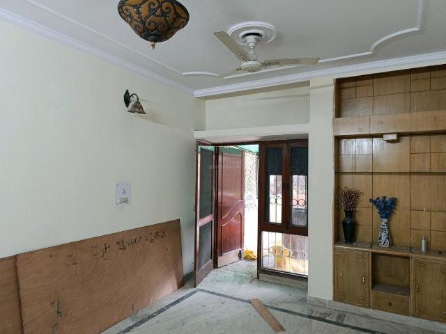 Flat for rent in Deri