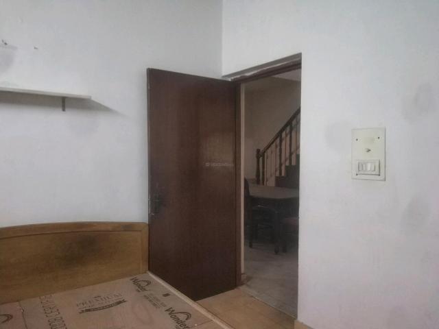 Flat for rent in Deri