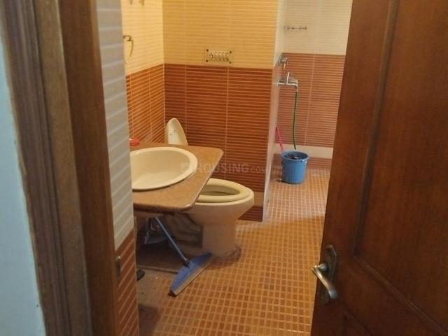 Flat for rent in Deri