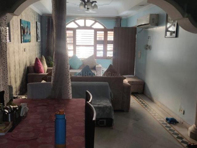 Flat for rent in Deri