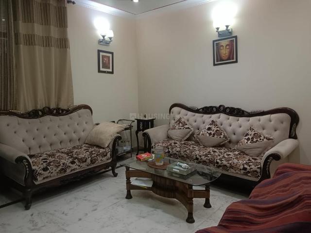 Flat for rent in Deri