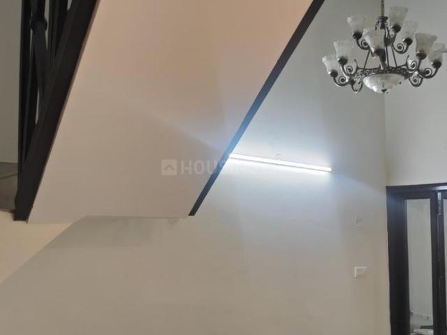 Flat for rent in Deri