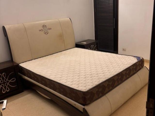 Flat for rent in Deri
