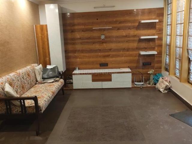 Flat for rent in Deri