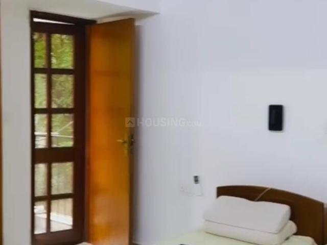Flat for rent in Deri