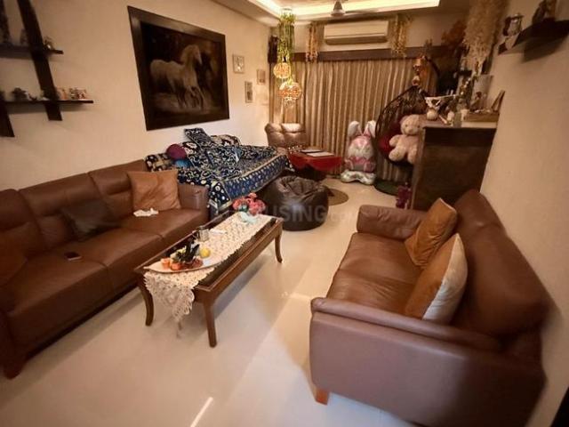 Flat for rent in Deri