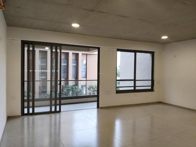 Flat for rent in Sarkhej, Ahmedabad