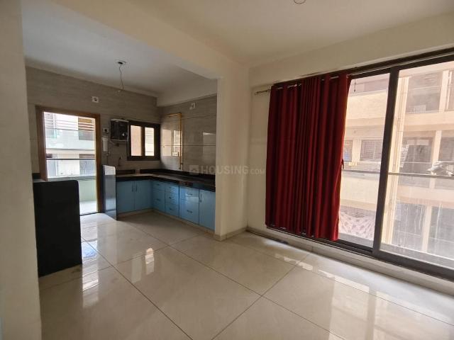Flat for rent in Sarkhej, Gujarat