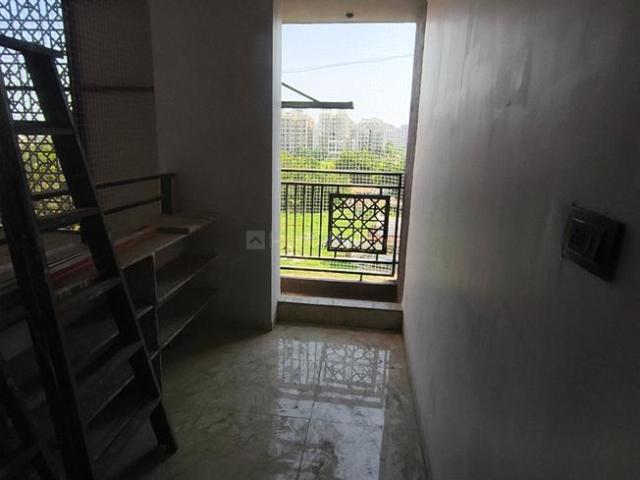 Flat for rent in Makarba, Sarkhej