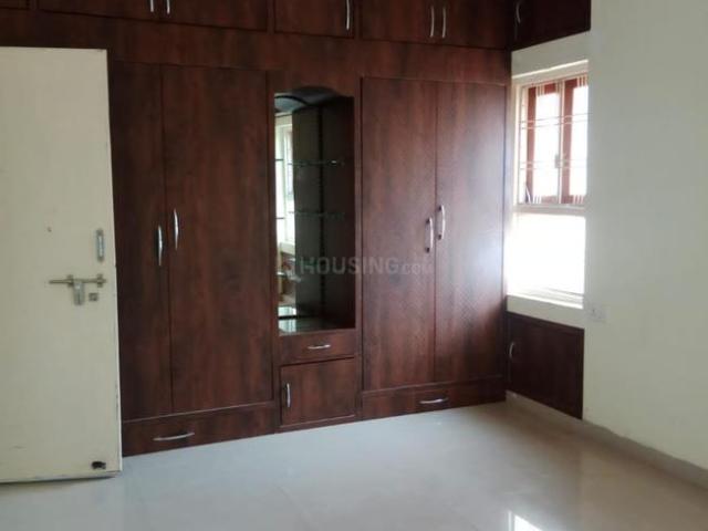 Flat for rent in Madya