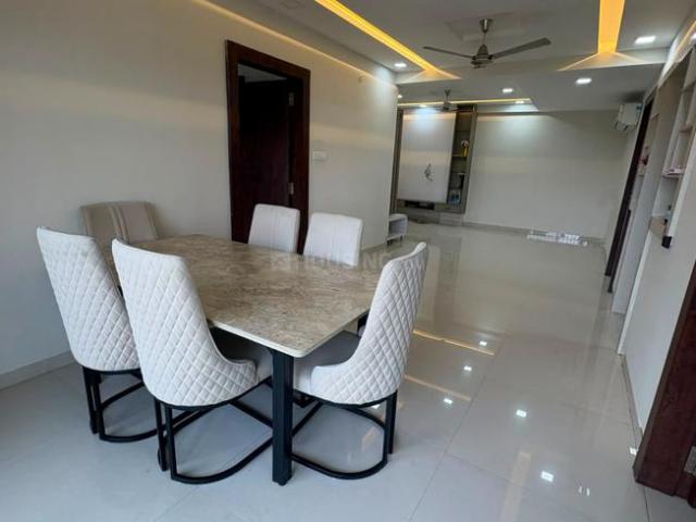 Flat for rent in Madya