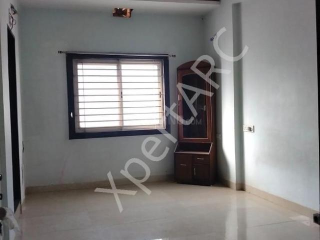 Flat for sale in Madya