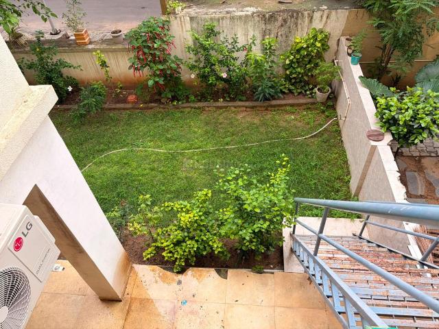 Flat for sale in Sola, Ahmedabad