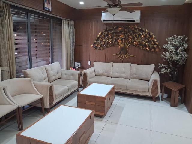 Flat for sale in Sola, Ahmedabad