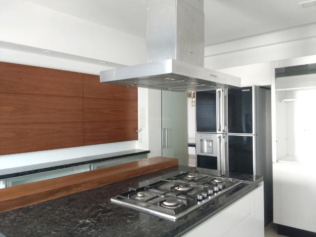Flat for sale in Navi Mumbai, National Capital Territory Of Delhi