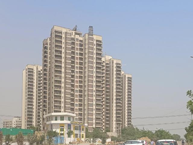 Flat for sale in Hariana