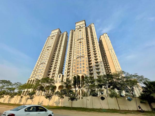 Flat for rent in Hariana