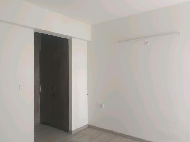 Flat for sale in Hariana