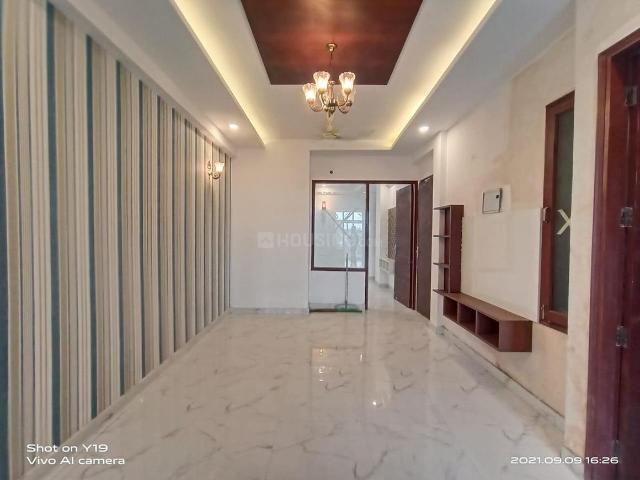 Flat for sale in Hazipur, Noida