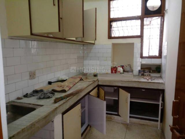 Flat for rent in South West Delhi, Deri